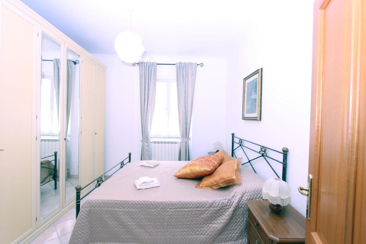 Torrigio Flat Apartment Rome Bagian luar foto